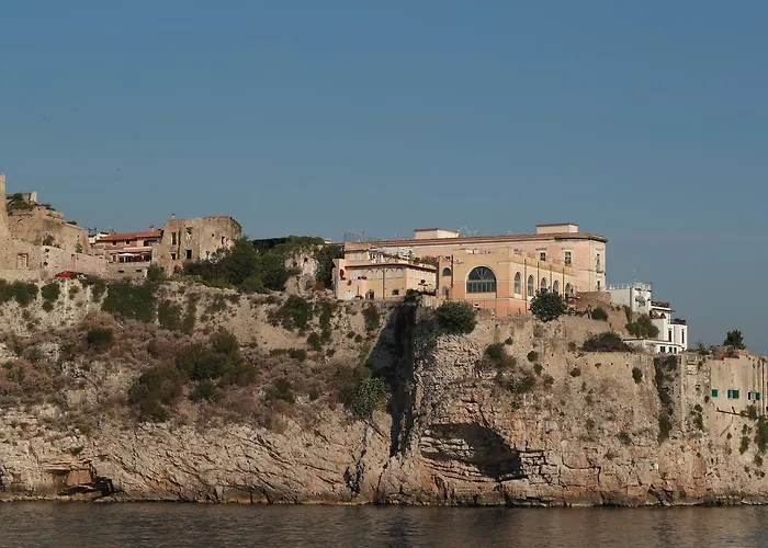 Sunrise Guest HouseBed and Breakfast